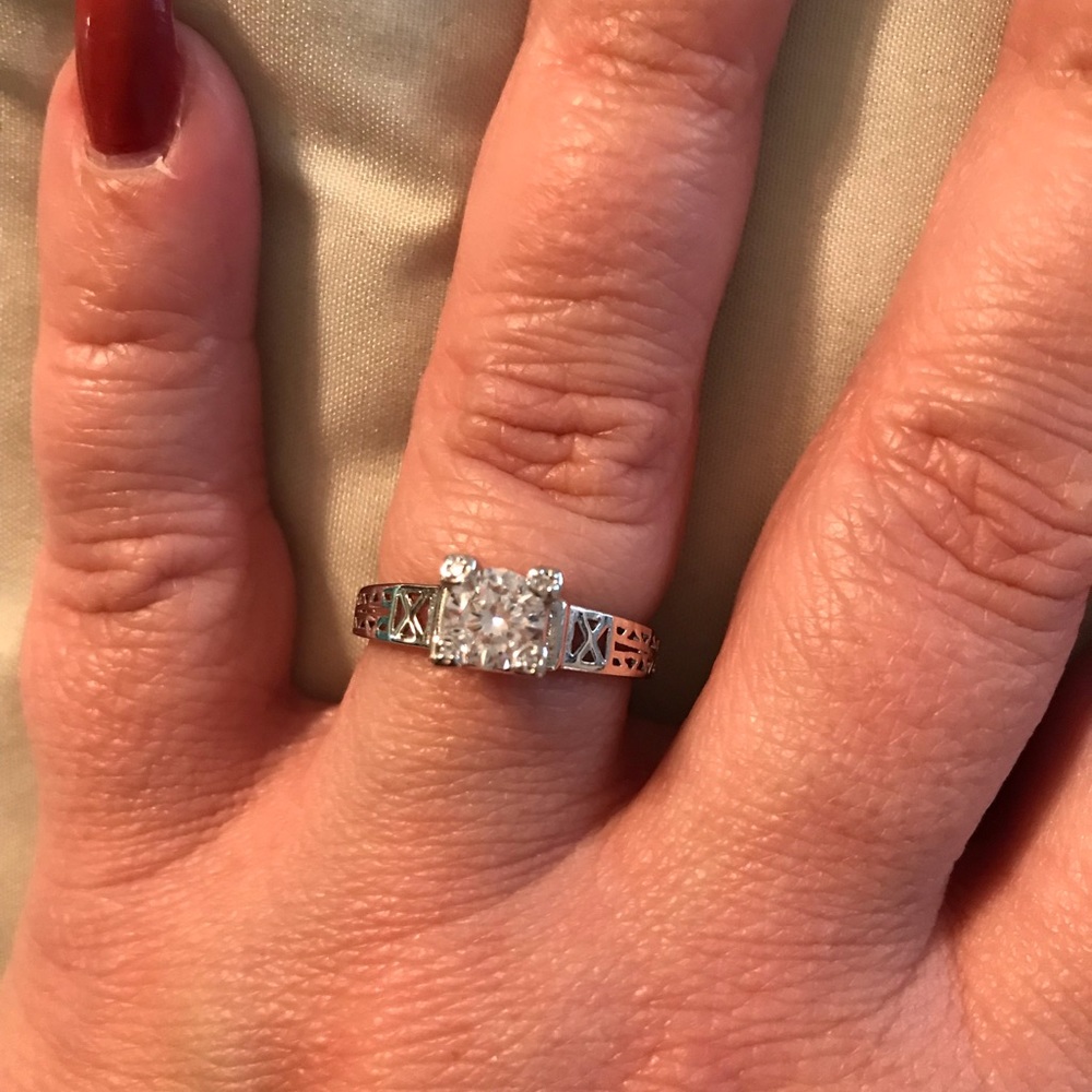 Eiffel Tower Ring